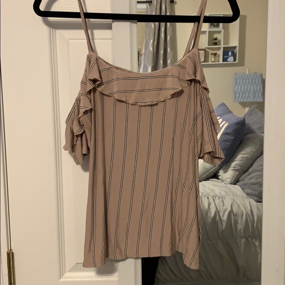 Off the shoulder tank!